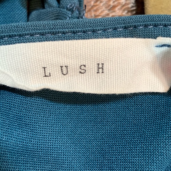 Lush T-Shirt Dress Keyhole Back - Picture 4 of 6